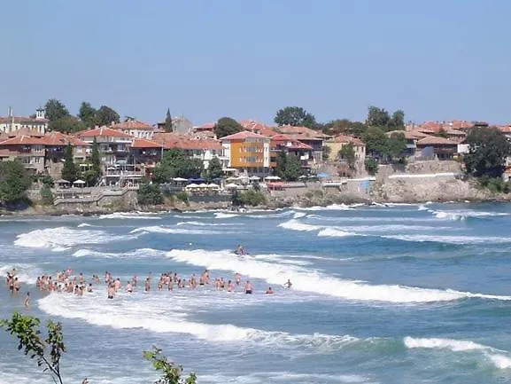 Rusalka Πανσιόν 2*